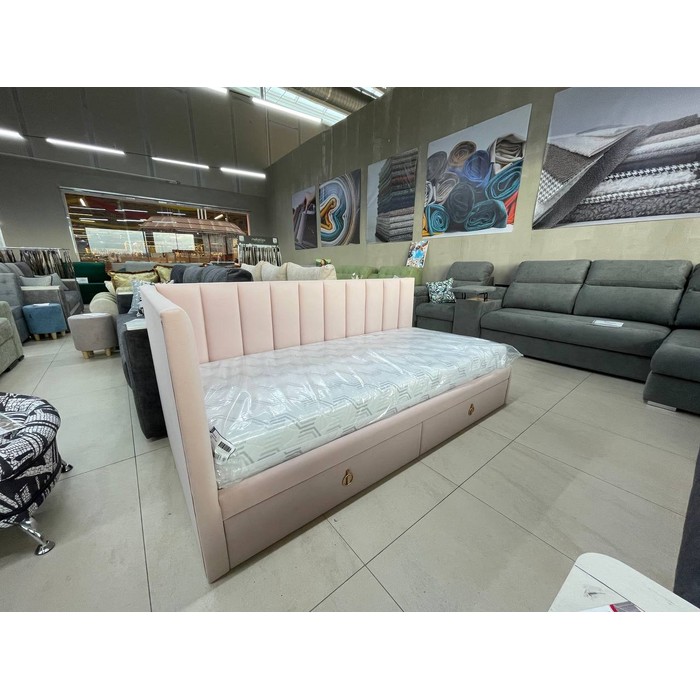 Кровать Майя (роял вельвет)